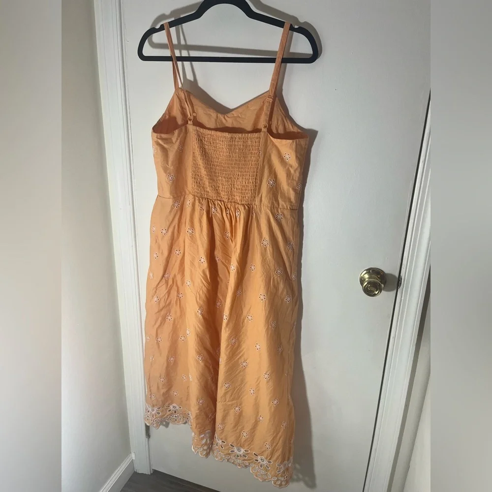 Old Navy Peach Fit & Flare Eyelet Midi Dress - Picture 6 of 11